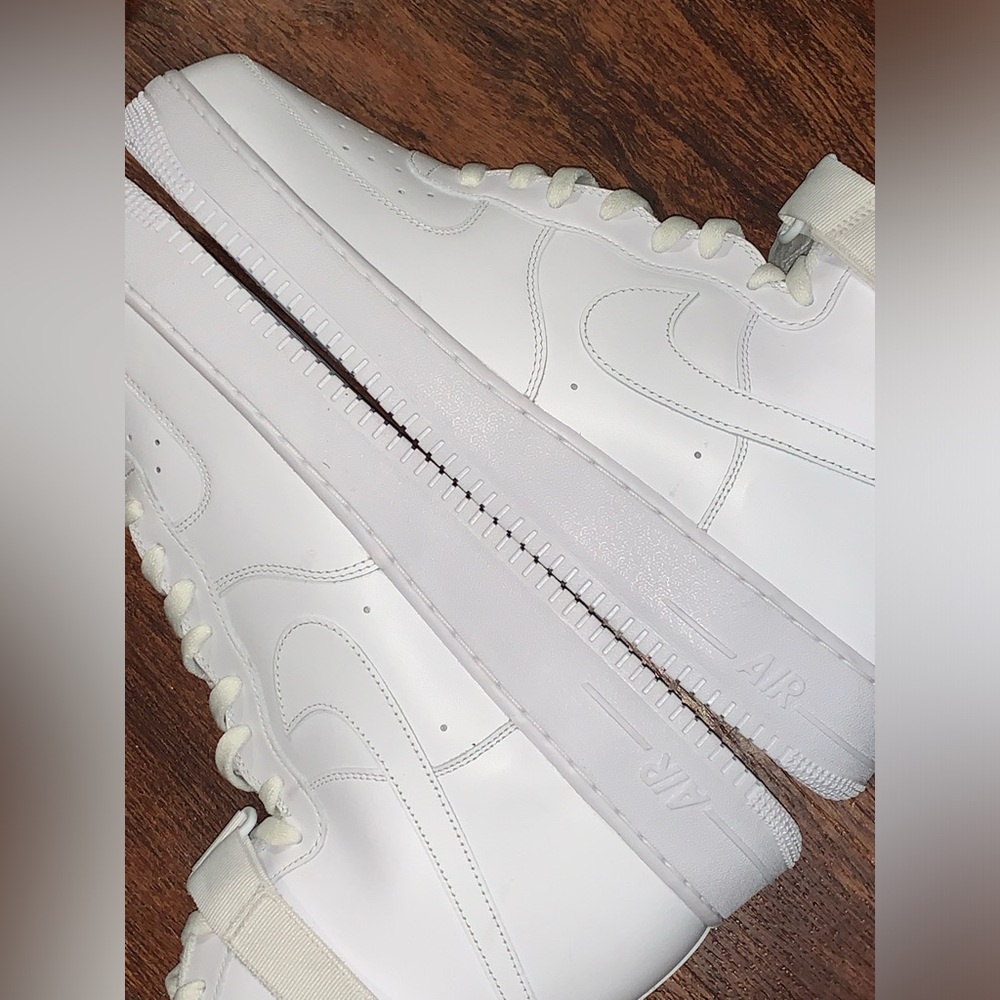 Nike size 16 shoe - Picture 14 of 15
